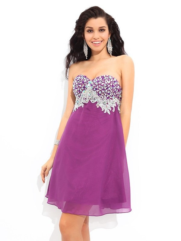 A-Line/Princess Sweetheart Rhinestone Sleeveless Short Chiffon Cocktail Dresses DFP0004123