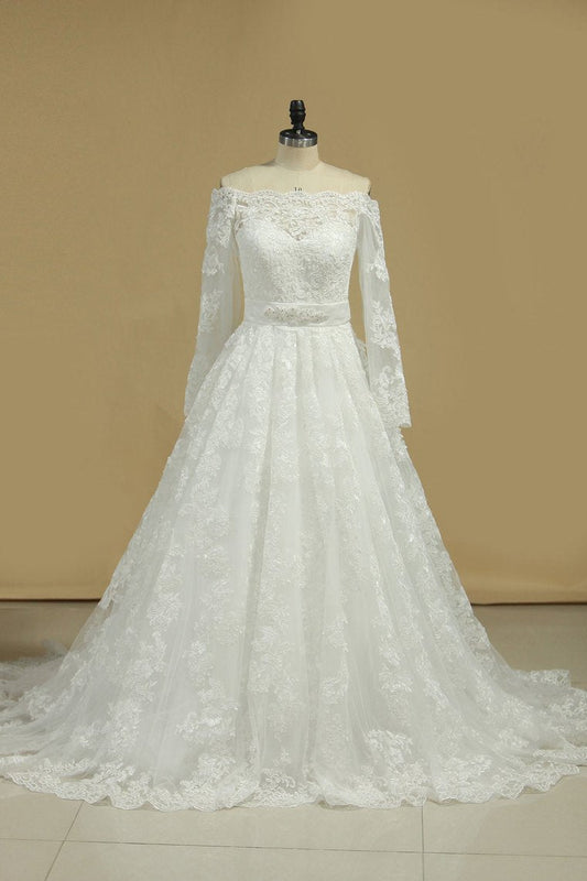 2024 Wedding Dresses Boat Neck A Line Tulle With Applique Court Train